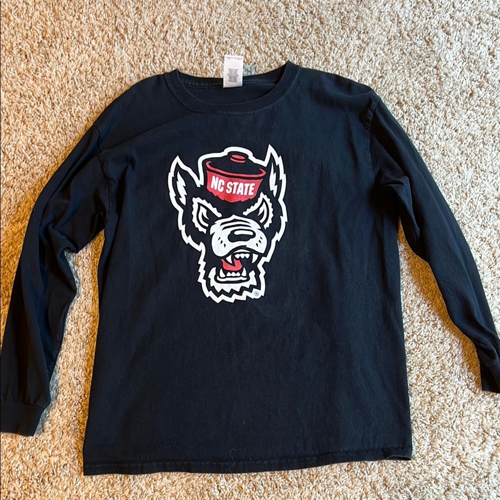 Gildan Long Sleeve Tees in Black and Red with Bold Graphics